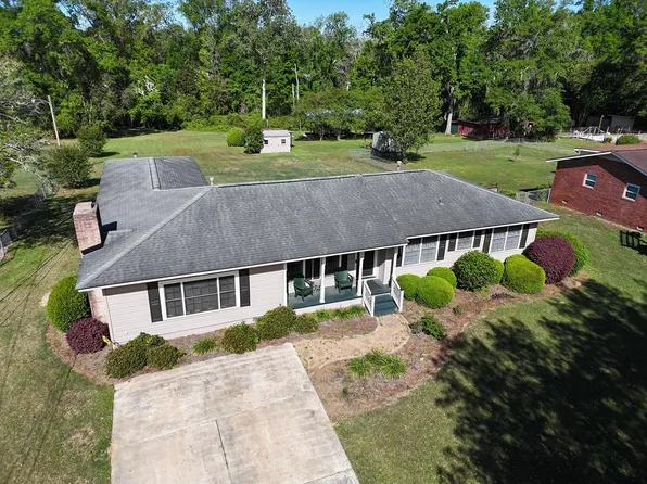 766 Skyline Dr, Thomasville, GA 31757