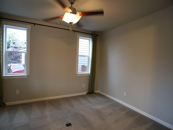 3rd image of 10162 33rd Pl NE