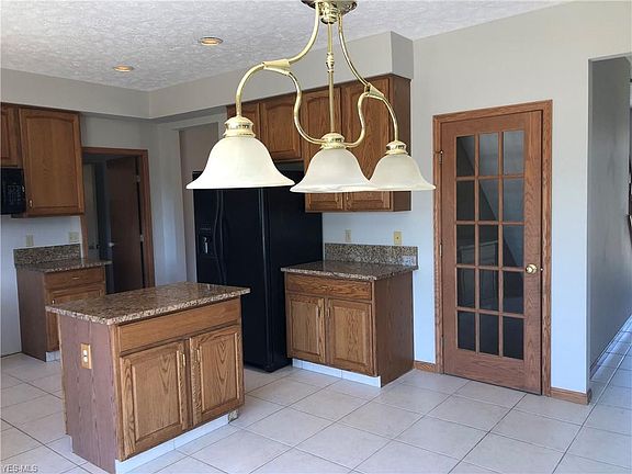 5th image of 28617 Glen Hollow Ln