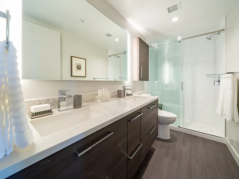 1783 W 14th Ave — Photo 15