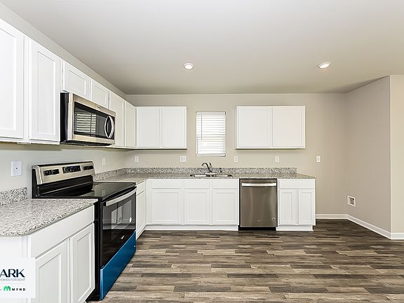 5th image of 116 Martin Mill Trl