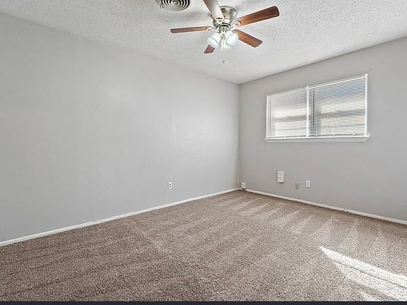 5th image of 6715 Hartford Ave #A