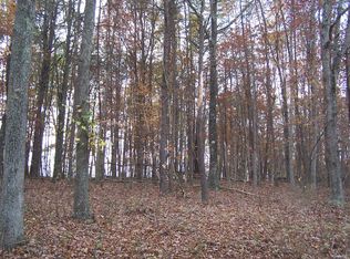 996 Holly Hill Ln, Berkeley Springs, WV 25411