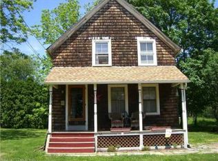 49 Golf St, Groton, CT 06340