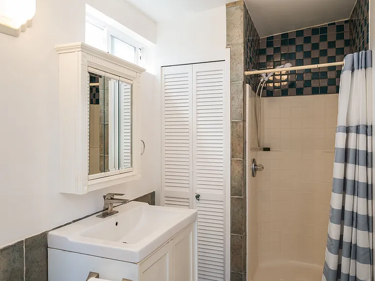 883 Lighthouse Ave #A — Photo 8
