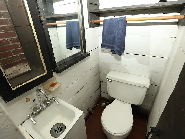 712 Filbert St #R — Photo 14