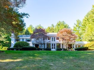 7 Turtle Ln, Dover, MA 02030