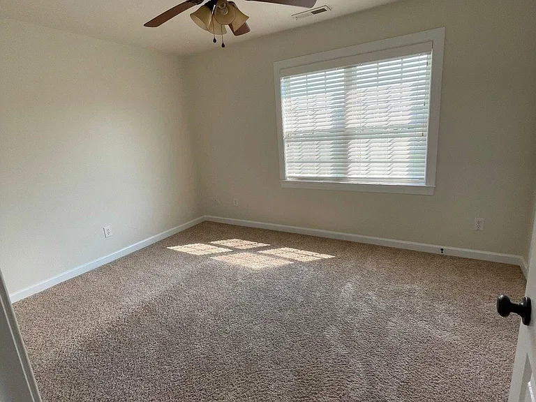 206 Bridgewood Dr — Photo 9