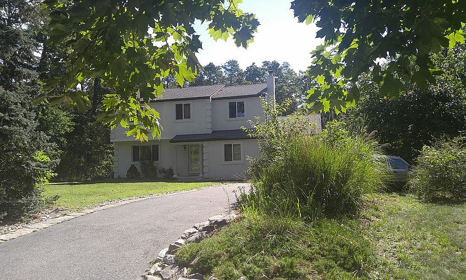 Front view from street