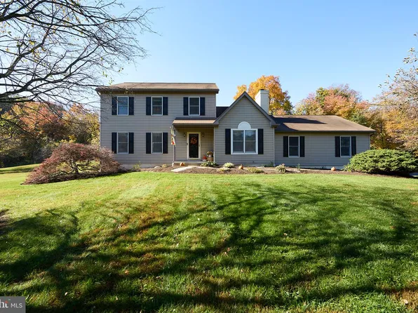 1185 N Manor Rd, Honey Brook, PA 19344