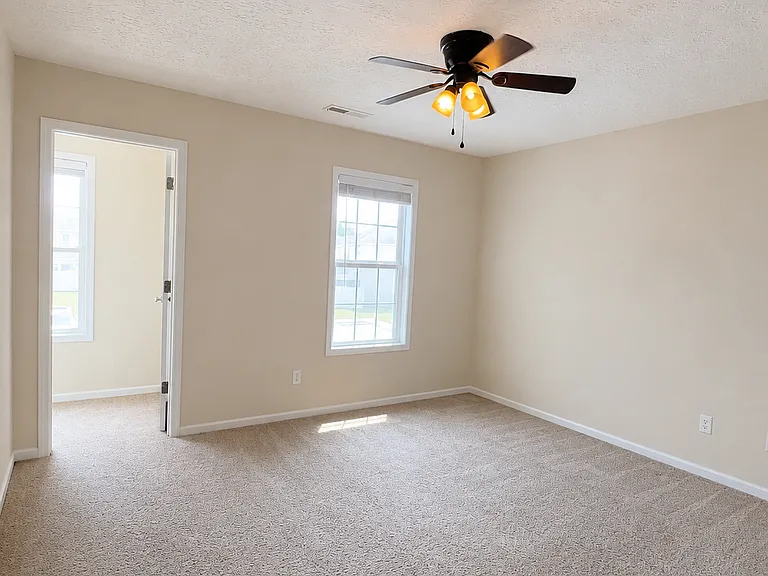 111 Glen Cannon Dr — Photo 12