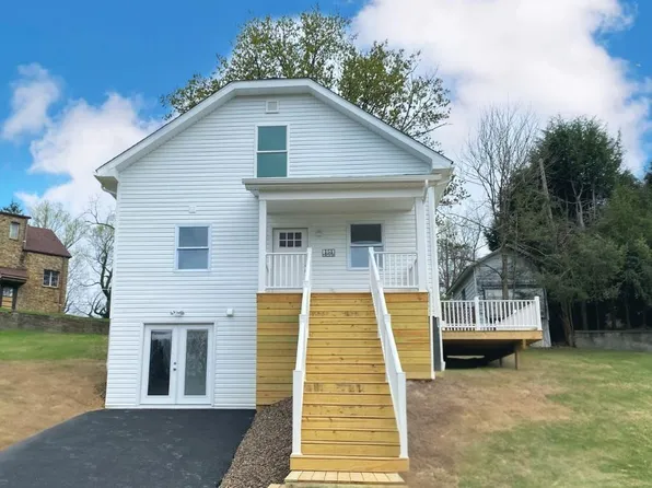 151 Circle Dr, Fairmont, WV 26554