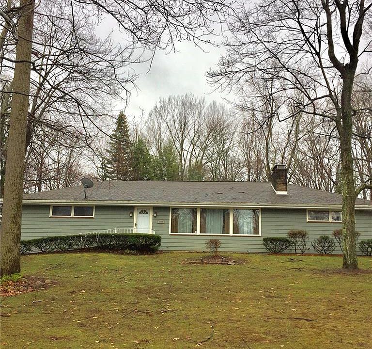 1st image of 1648 Tanglewood Dr