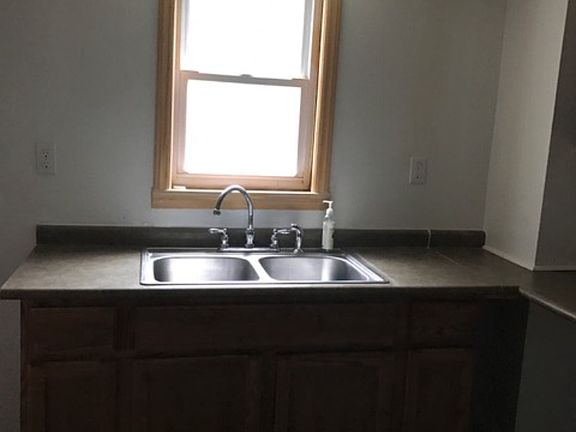 2nd image of 198 Carter Ave