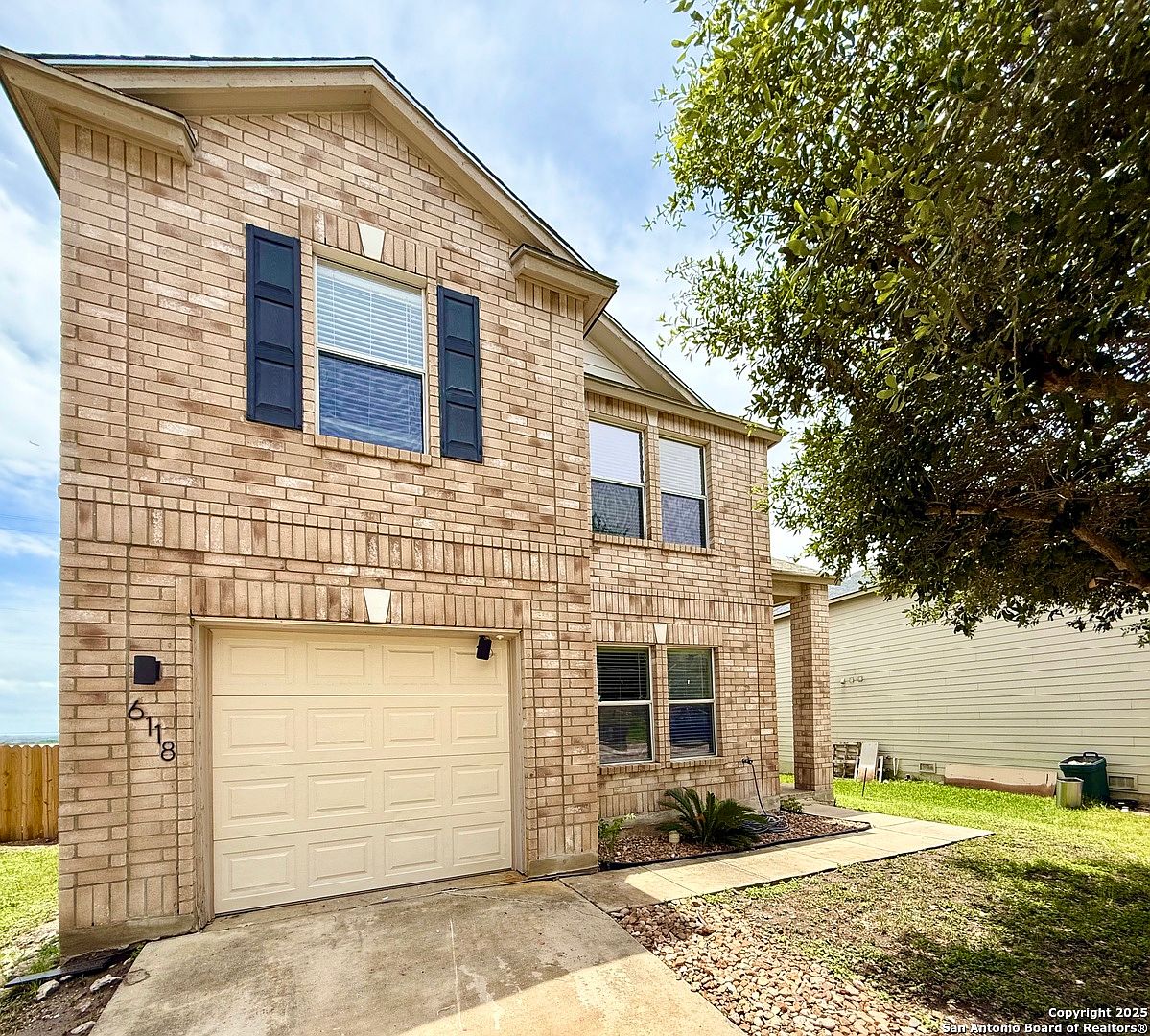 受け渡し予定 6118 Kensinger Pass, Converse, TX 78109 | MLS #1950954 | Zillow