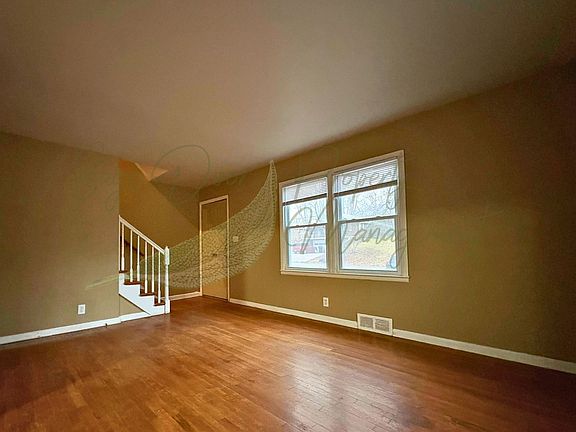 4th image of 1231 N Cottage Ave
