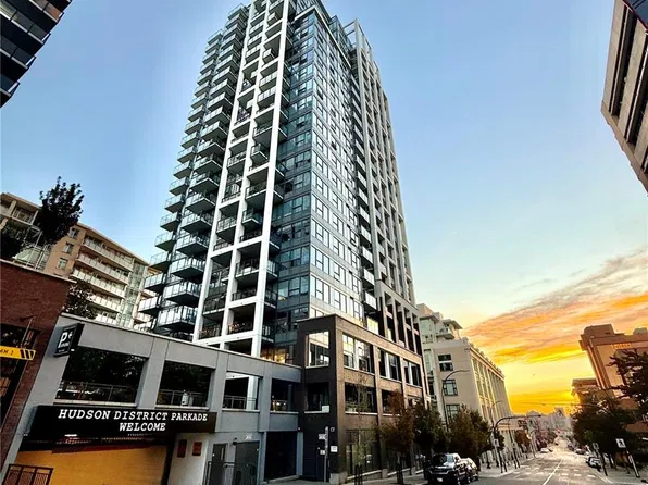 777 Herald St #2405, Victoria, BC V8T 0C7