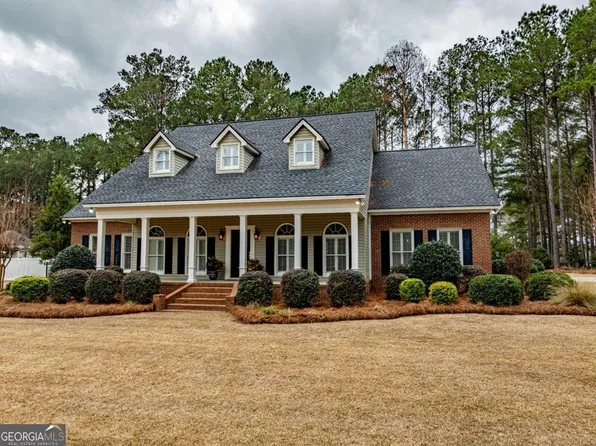 25 Ridgewood Dr, Tifton, GA 31793