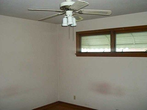 2nd image of 23870 Devoe Ave