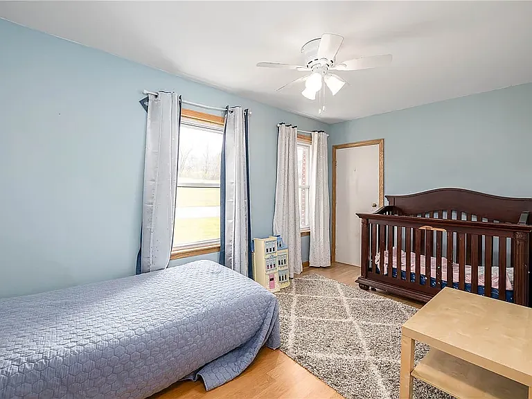 3 bed, 1324 sqft, $1,850 — Photo 4