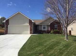 1427 S Gasaway Dr, Derby, KS 67037