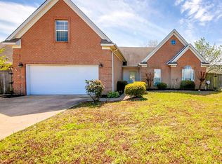 800 Bayou Cv, Marion, AR 72364