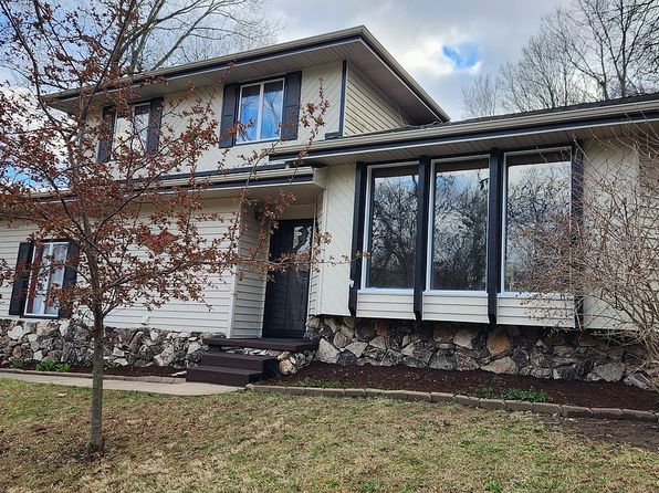 1114 Elizabeth Dr