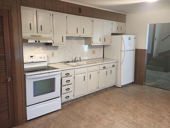 2nd image of 324 N Nice St