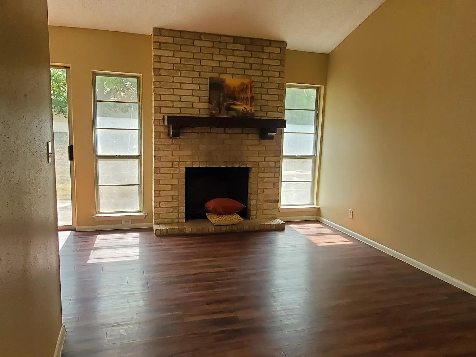 8338 Ballantrae — Photo 2