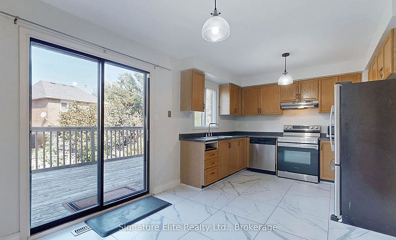 Ajax House for rent - 3 Bedrooms — photo 3