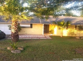 916 Toepperwein Rd, Converse, TX 78109