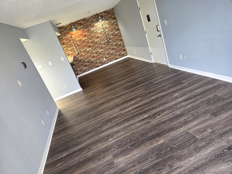 1st image of 626 Bird Bay Dr S APT 205