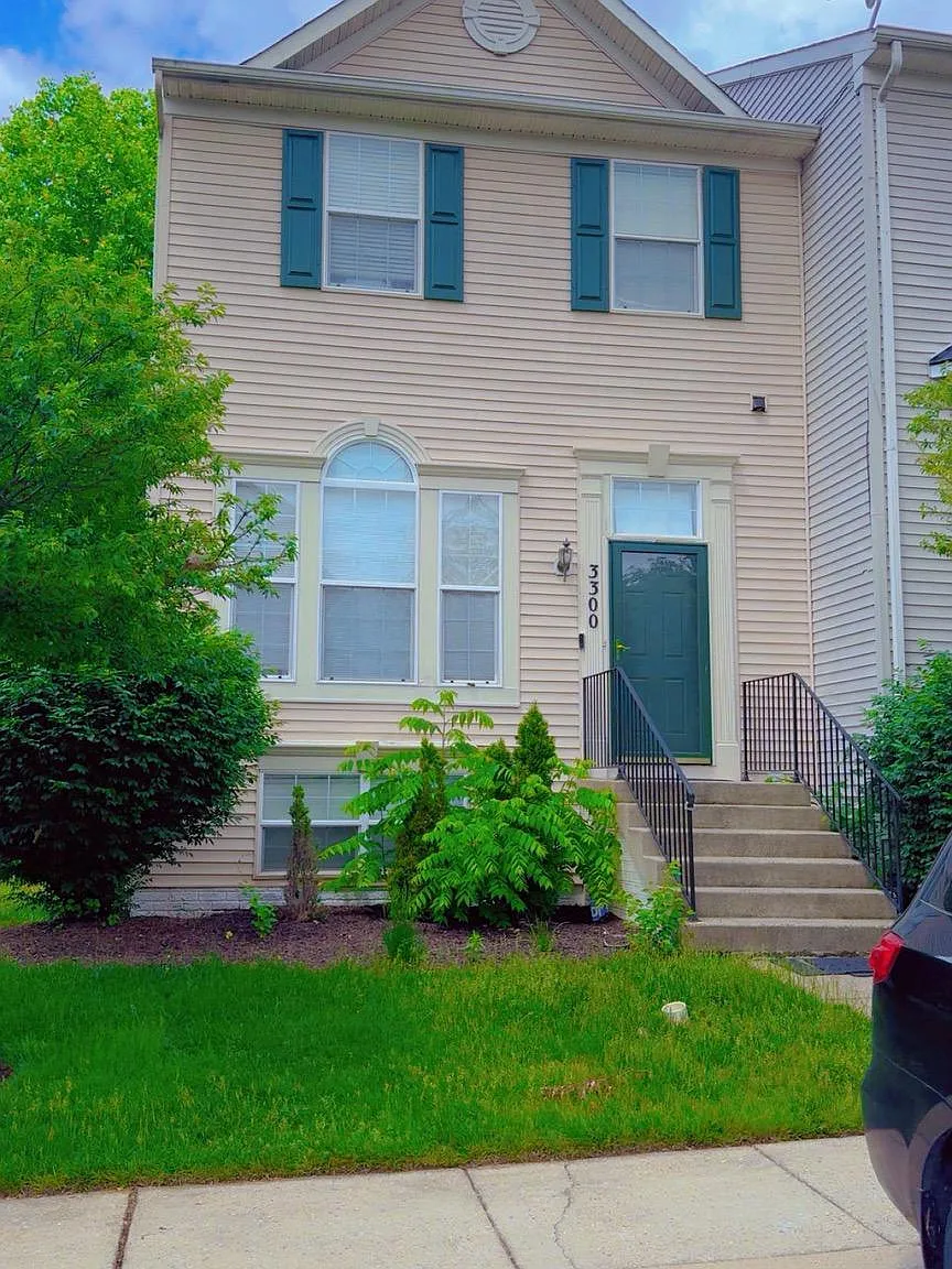 1 bed, 1.0 bath, 2090 sqft, $1,300 — Photo 1