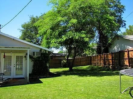 3rd image of 5309 Pine Grove Ave