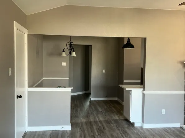 518 Mockingbird Dr, Mansfield, TX 76063