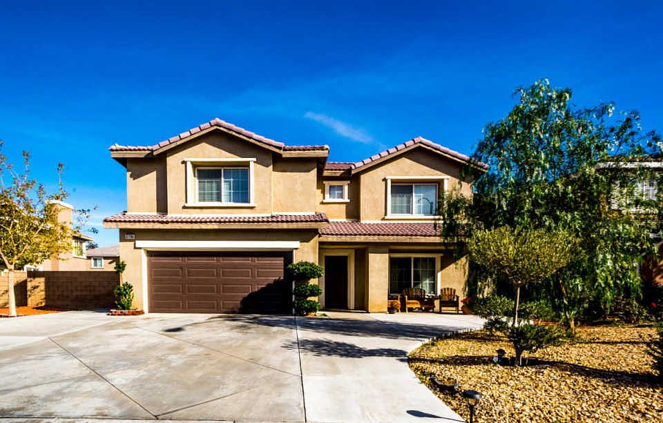 1st image of 37708 Newbury Pl