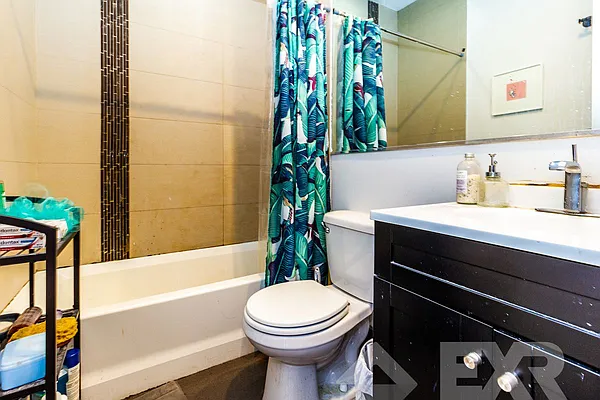 Rented by EXR | media 6