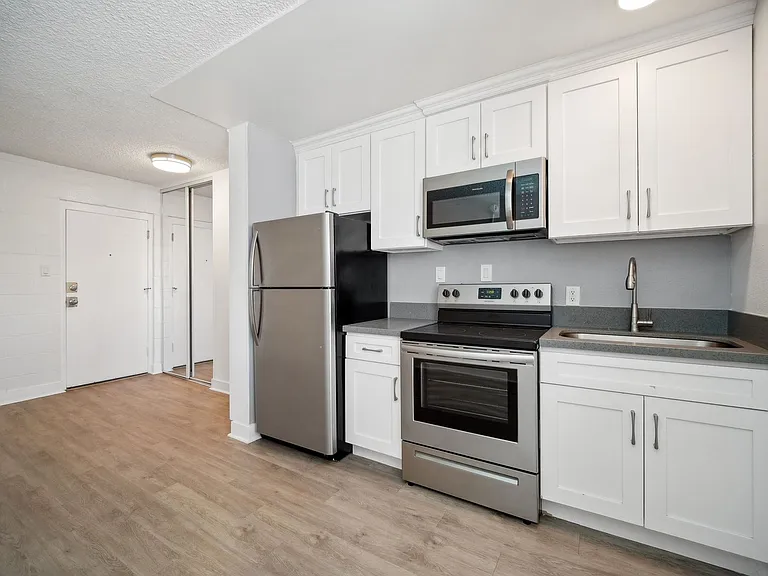 The Rose Apartments — Photo 36