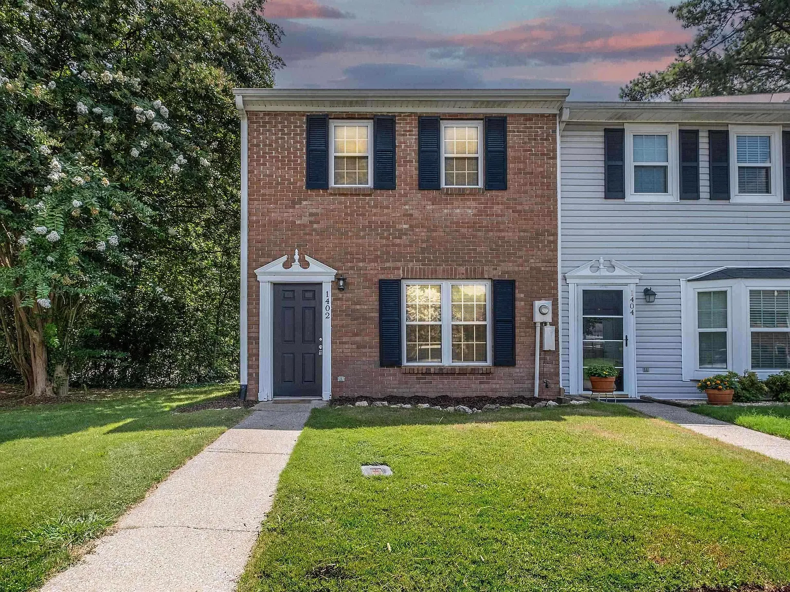 2 bed, 1.5 bath, 1235 sqft, $1,450 — Photo 1