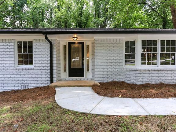 3rd image of 4707 Fellsridge Dr