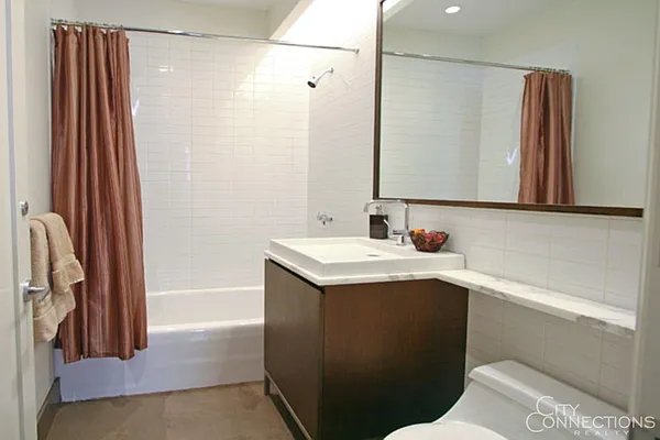 Rented by City Connections Realty | media 16