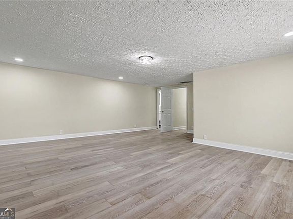 4th image of 2447 Omaha Rd SW