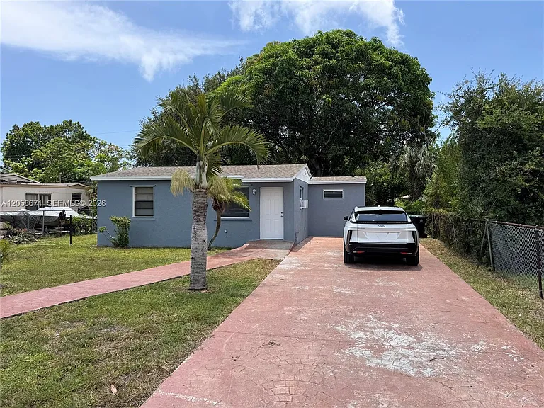 2352 NW 13th Ct — Photo 25
