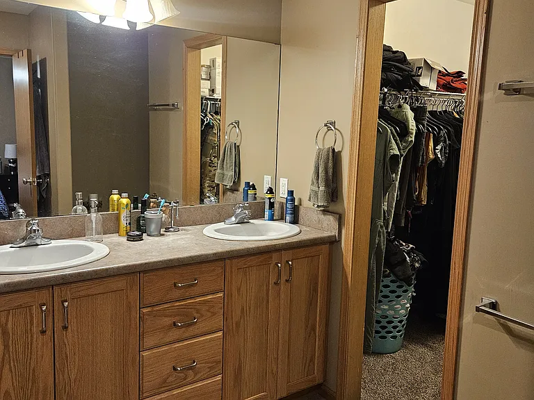 705 Walters Dr — Photo 7