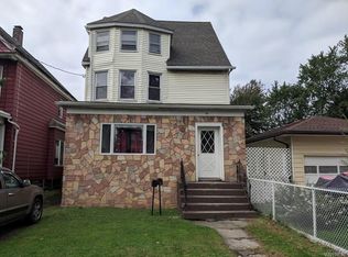 36 Pomona Pl, Buffalo, NY 14210
