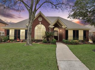 13119 Walnut Lake Rd, Houston, TX 77065