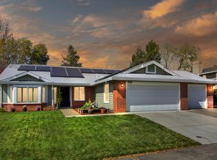 9208 Whittemore Dr, Elk Grove, CA 95624