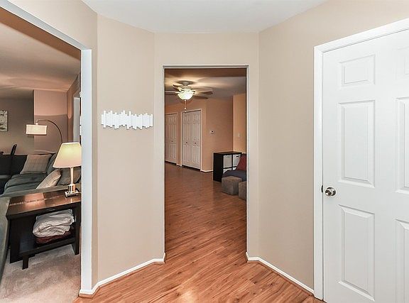 3rd image of 1011 Woodland Dr