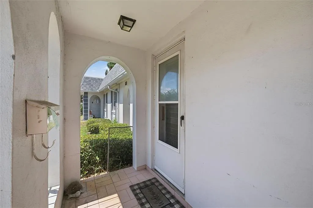 1 bed, 1.0 bath, 624 sqft, $1,295 — Photo 3