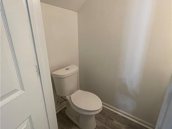 4th image of 585 McWilliams Rd SE Unit 203